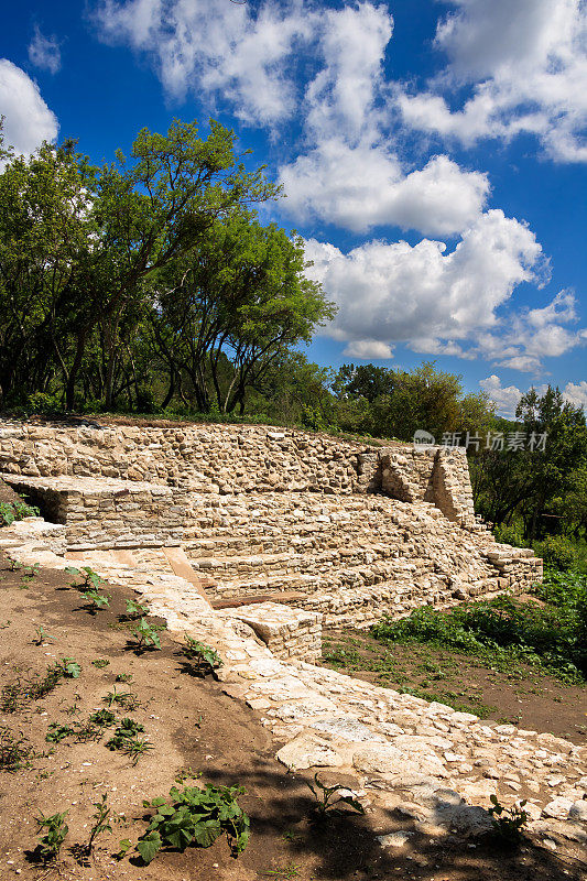 Tepeticpac II考古区的废墟